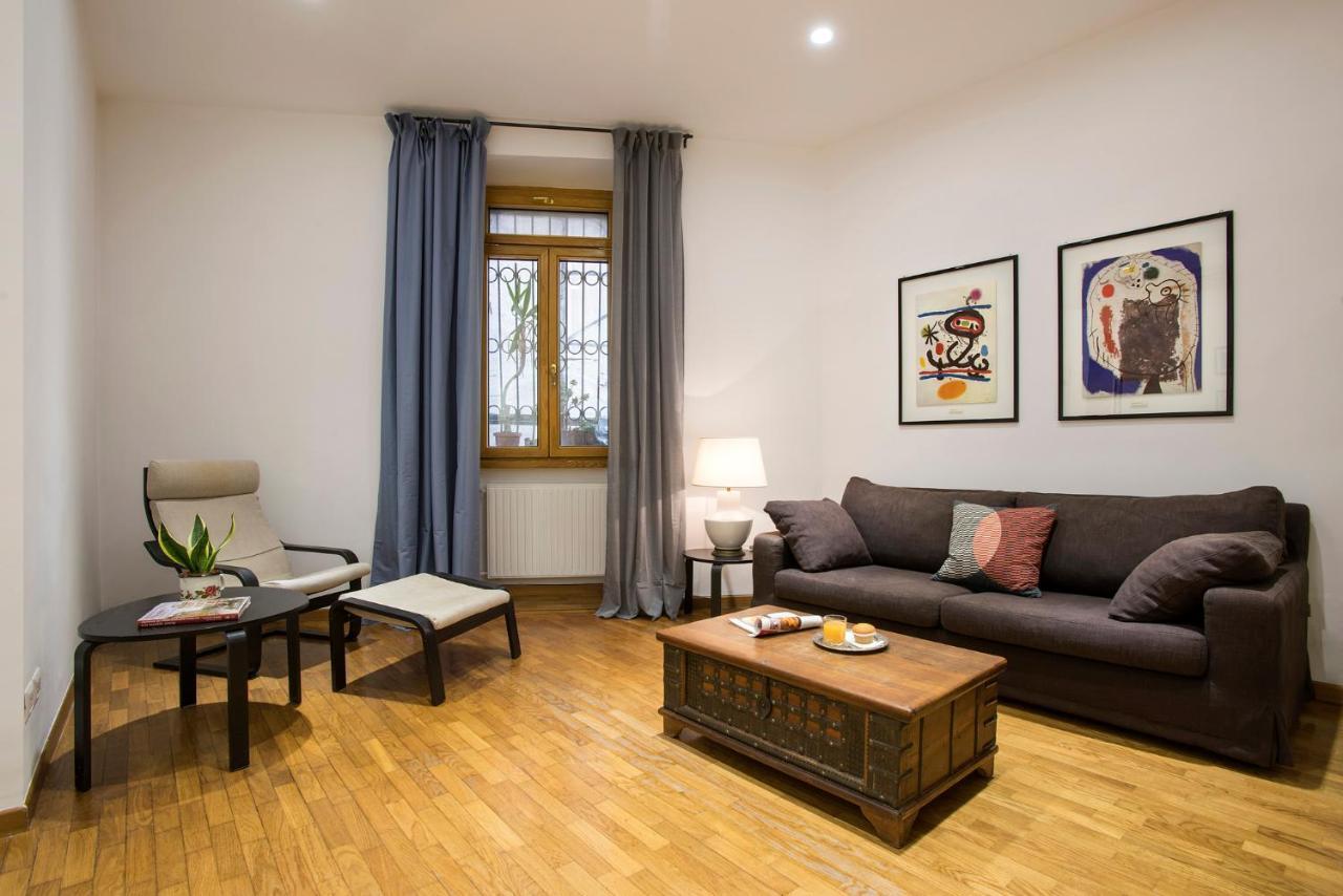 Cozy Loft @ Monti * Rom